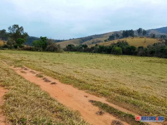 Fazenda à venda